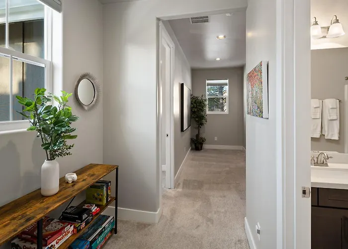 Pinnacle Pines Forest Views Modern With Ev Charger Direct Trail Access Villa
