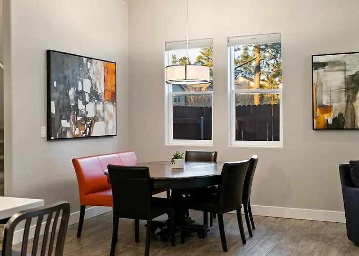 Villa Pinnacle Pines Forest Views Modern With Ev Charger Direct Trail Access Flagstaff