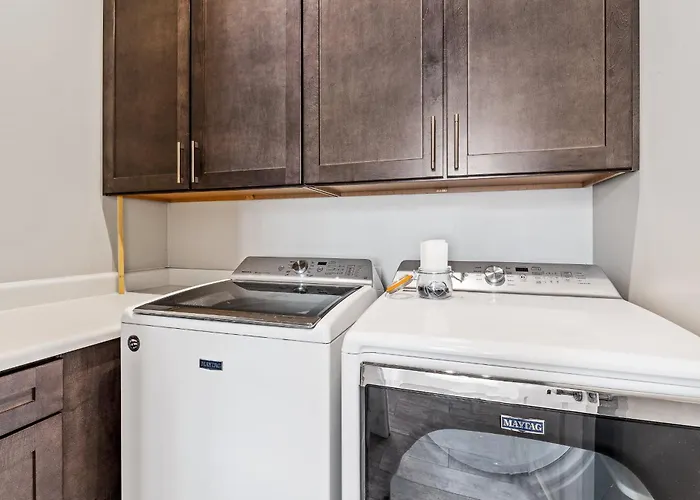 Villa Pinnacle Pines Forest Views Modern With Ev Charger Direct Trail Access Flagstaff