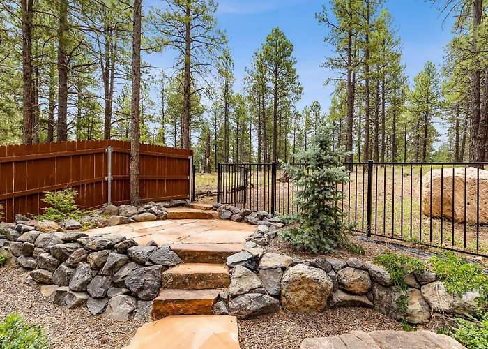 Villa Pinnacle Pines Forest Views Modern With Ev Charger Direct Trail Access Flagstaff