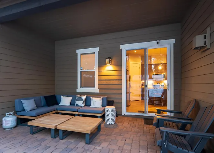 Villa Pinnacle Pines Forest Views Modern With Ev Charger Direct Trail Access Flagstaff